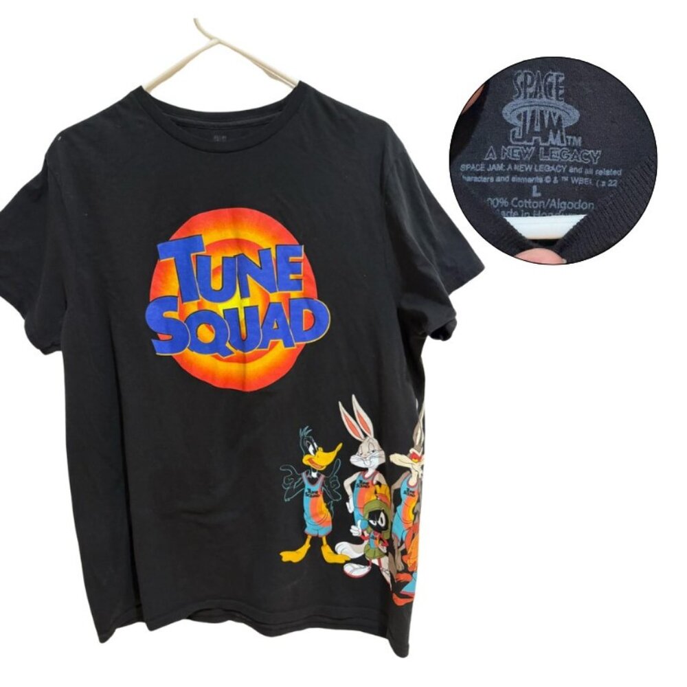 Space Jam Tune Squad Looney Tunes Graphic Tee Size L